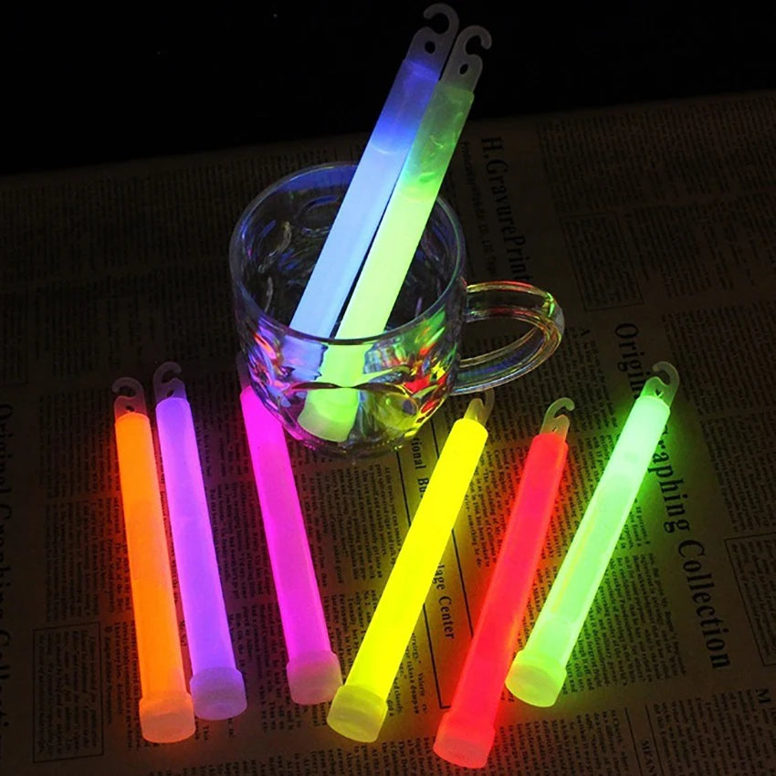 6inch Glow Sticks Party Glowstick Light Stick Chemical Fluorescent Halloween Hanging Decoraction Camping Emergency Lights