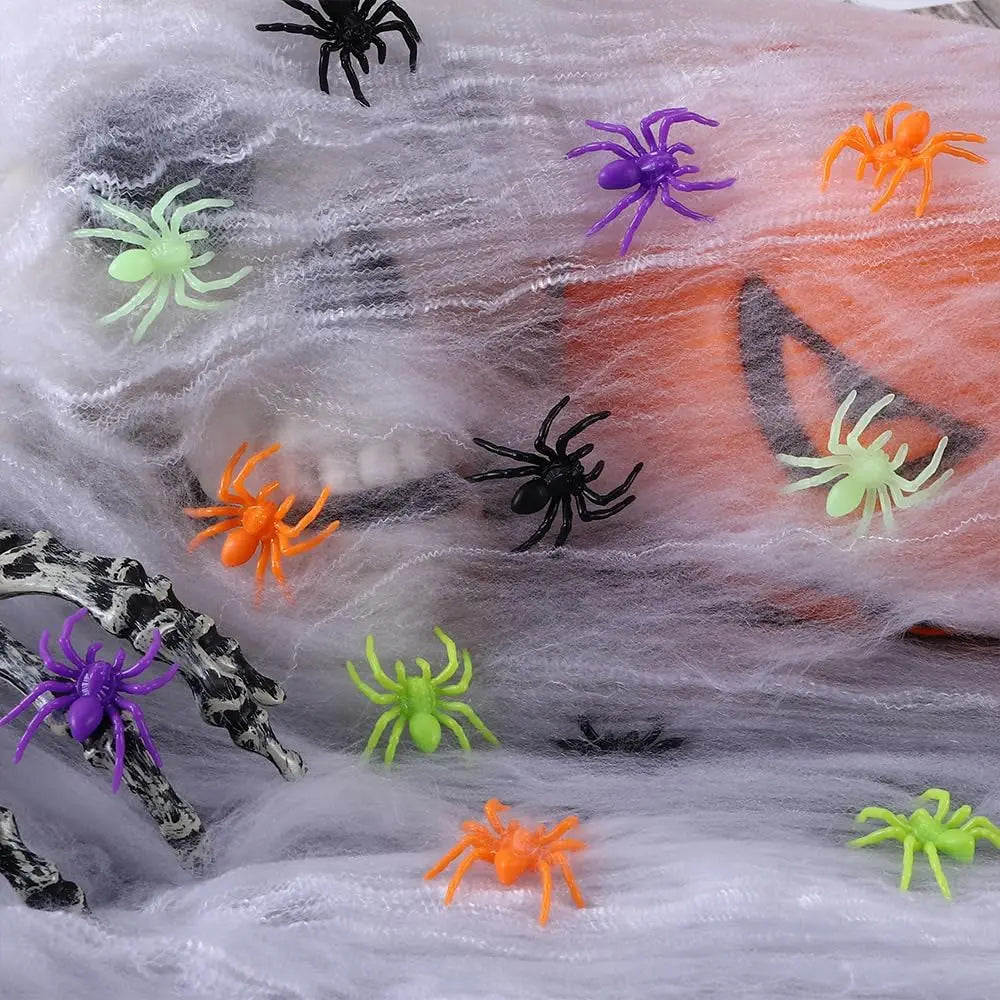 100PCS Plastic Spiders Realistic Halloween Fake Spiders Mini Small Spider Educational Learning Toys Halloween Prank Props