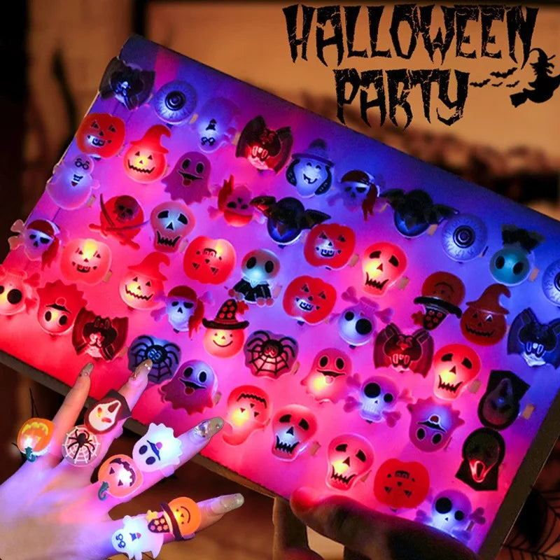 Halloween LED Flashing Light Ring Horror Pumpkin Ghost Spider Glow Finger Rings for Kids Trick Party Cosplay Supplies Party Gift