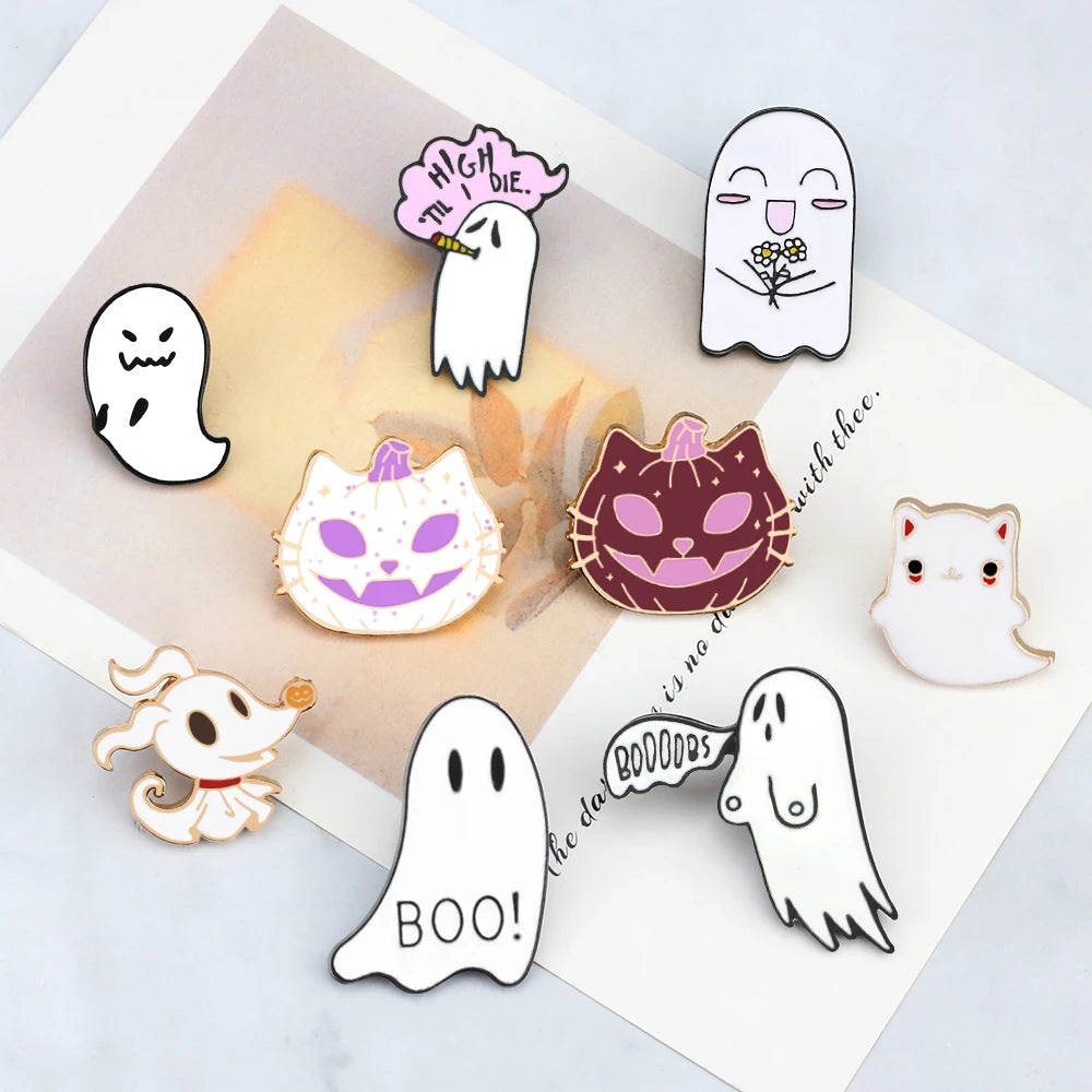 Halloween Party Enamel Brooches for Women Men Cute Ghost Pins Badges Cartoon Spooky Pet Clothes Pin Kids Backpacks Jewelry Gifts