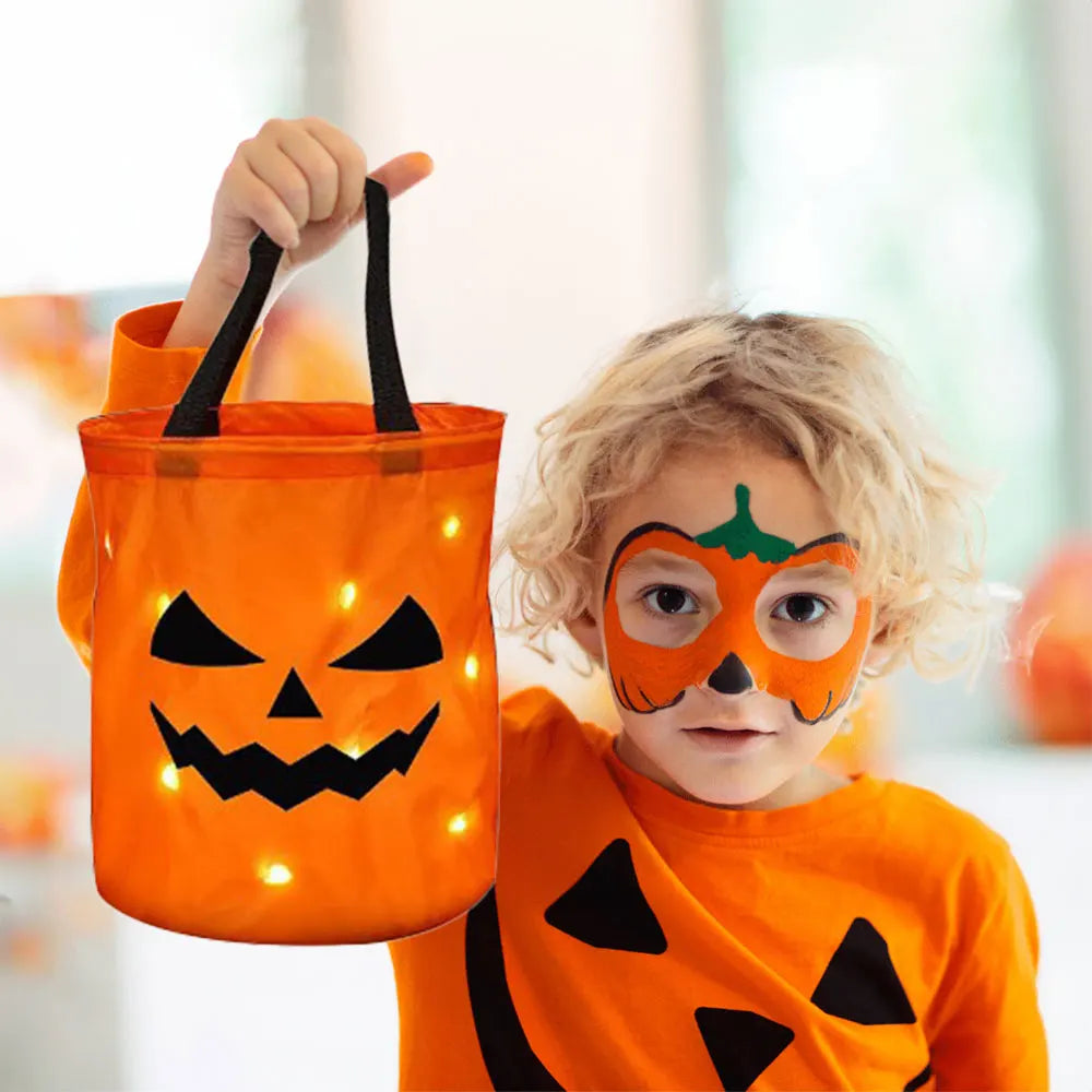 LED Light Halloween Trick or Treat Bucket Pumpkin Candy Bags Collapsible Halloween Basket for Thanksgiving Party Gift Basket